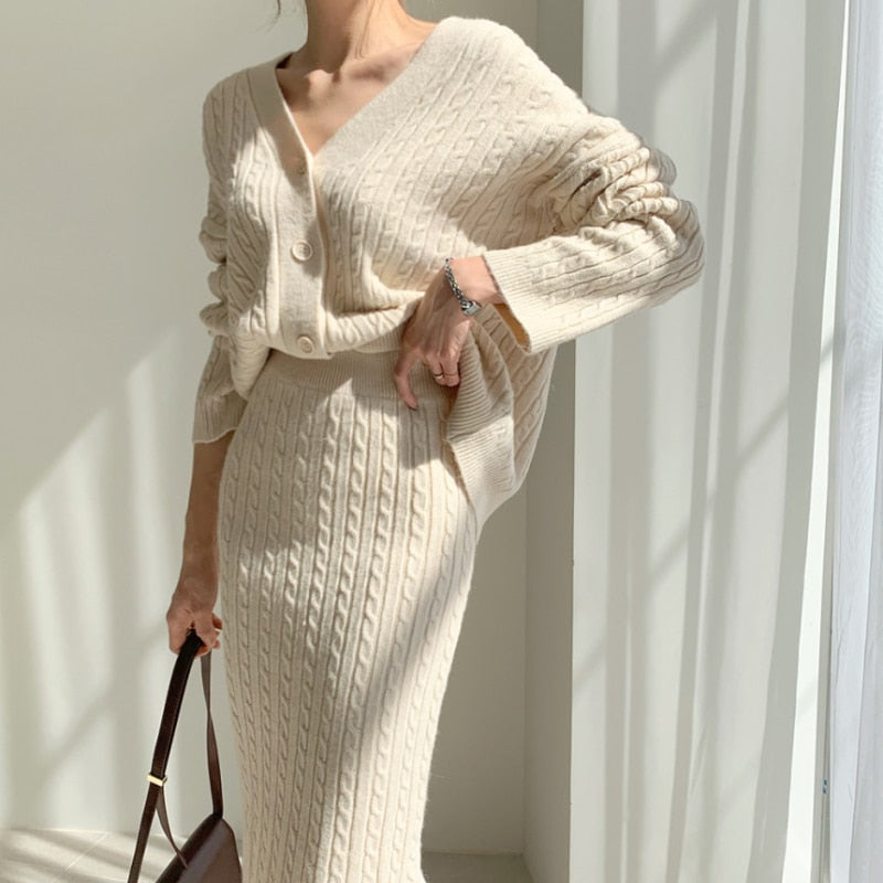 Damen Oberteil und Rockset Strickdesign 5