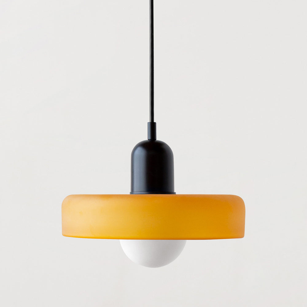 Hängelampe aus buntem Glas im modernen Design 17