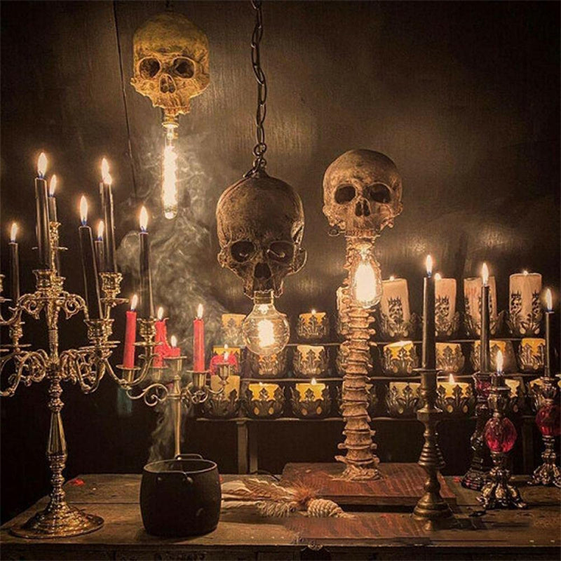 Horror Lampe Totenkopf mit Wirbelsäule 3