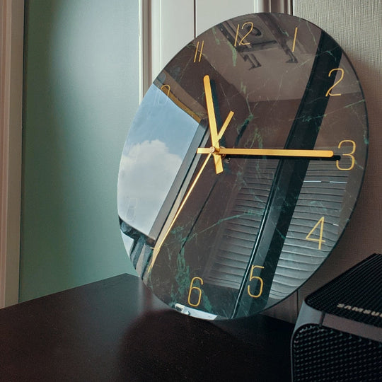Moderne Wanduhr Kunstvoll für Kreative Wohnräume 1