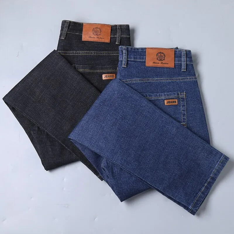 Klassische Herrenjeans aus Denim