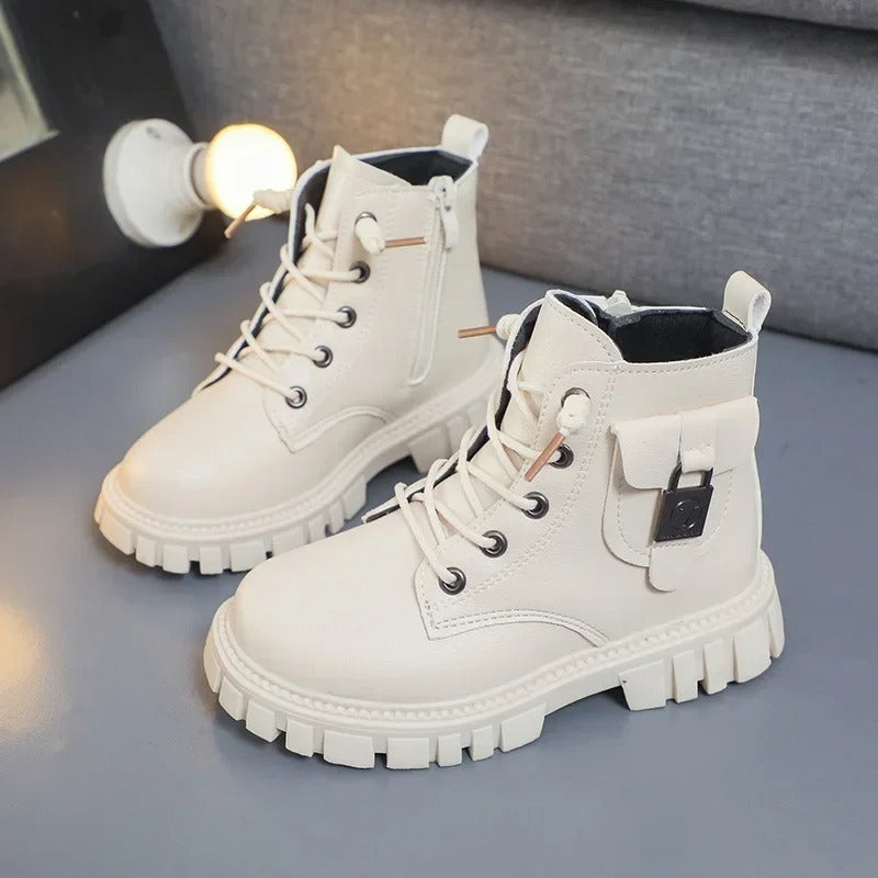 Kurze Lederstiefel für Kinder
