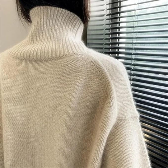 Hochgeschlossener Damen-Strickpullover